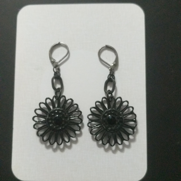 Black Tone Rhinestone Flower Daisy Dangle Statement Earrings - Picture 1 of 1